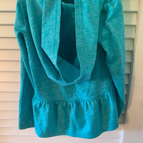 Girl ADIDAS Pull Over w/ hood - Picture 2 of 3